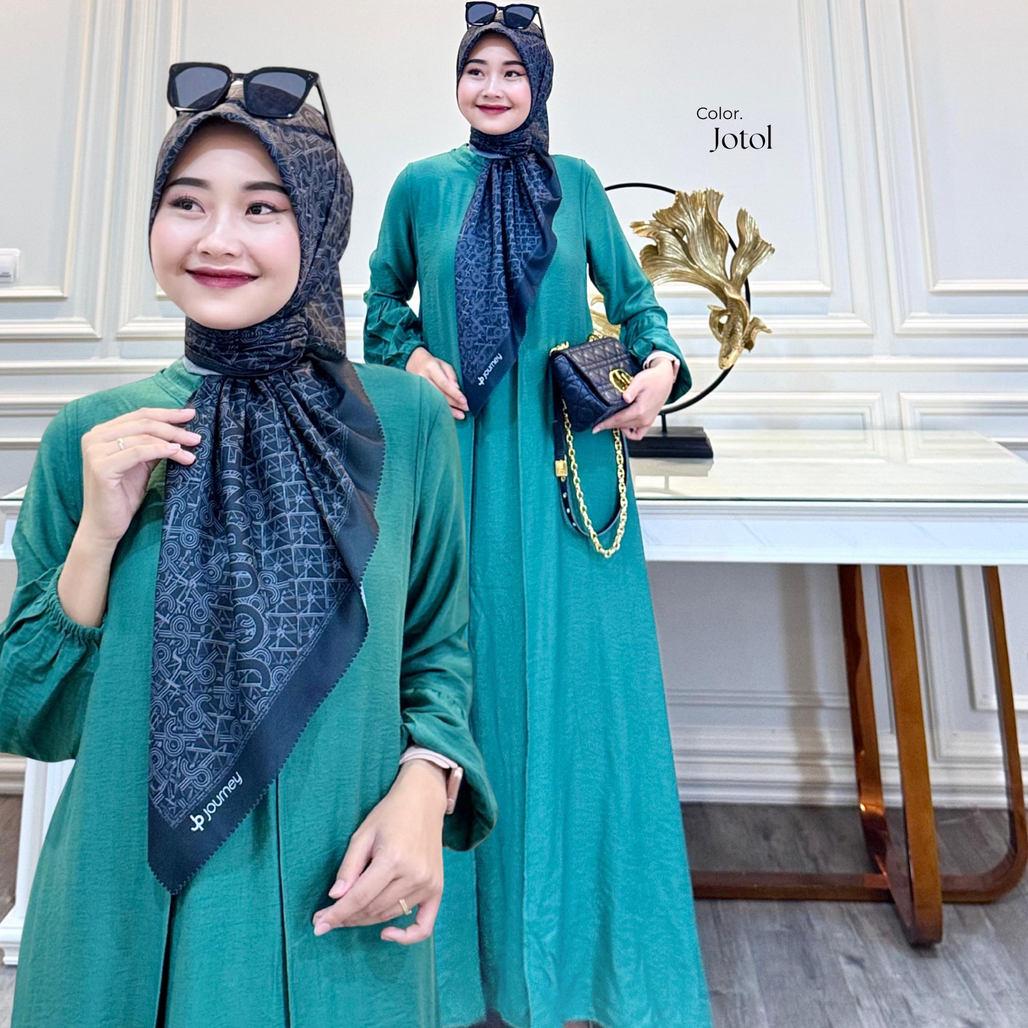 Andin Flow Dress
